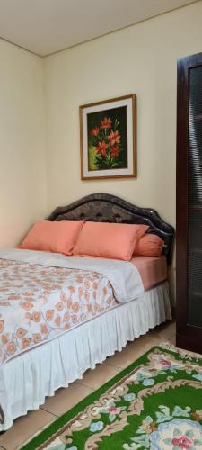 Guestroom, Rumah Sewa Harian di Bandung, Resor Dago Pakar near Mountain View Golf Course Bandung Guestroom, Rumah Sewa Harian di Bandung, Resor Dago Pakar near Mountain View Golf Course Bandung
