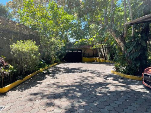 Villa Las Flores in San Salvador Villa Las Flores in San Salvador