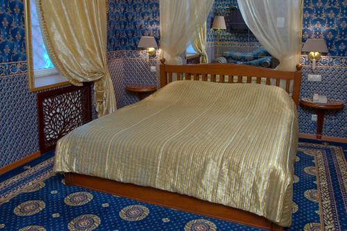 This photo about Moscow Point - Rublyov House shared on HyHotel.com