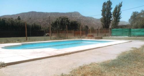 Piscina, ZONDA SAN JUAN "El Durazno" in Villa Tacú Piscina, ZONDA SAN JUAN "El Durazno" in Villa Tacú