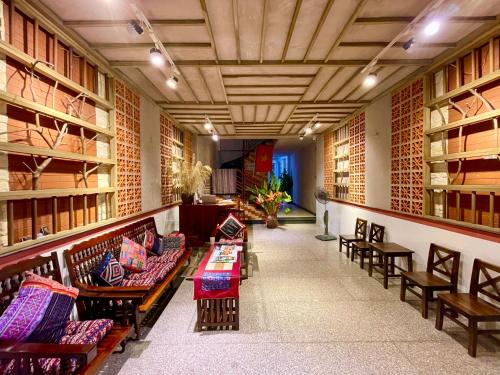 jaettu olohuone/TV alue, Lan's home in Cao Bang jaettu olohuone/TV alue, Lan's home in Cao Bang