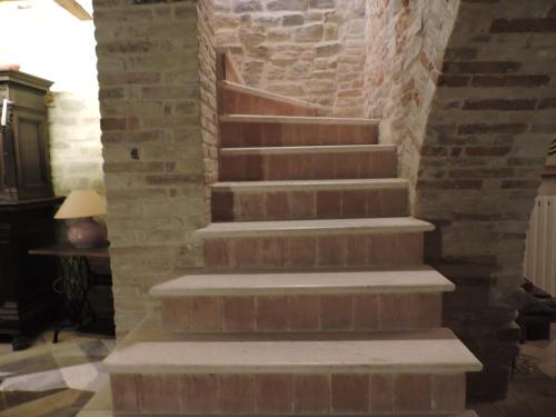 Casa dell'800 al centro storico medioevale in Montelparo Casa dell'800 al centro storico medioevale in Montelparo