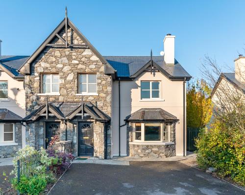 Foleys Ardmullen Townhouses in Pairc Na Gloine Foleys Ardmullen Townhouses in Pairc Na Gloine
