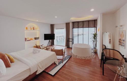Rimtalay Resort Koh Larn in Koh Larn Rimtalay Resort Koh Larn in Koh Larn