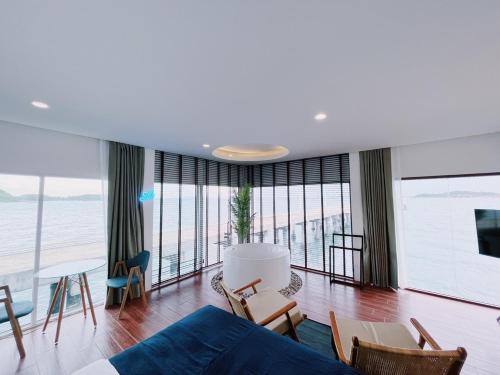 Rimtalay Resort Koh Larn in Koh Larn Rimtalay Resort Koh Larn in Koh Larn