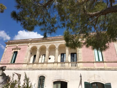 Villa Minioti double depandance A-B in Arnesano Villa Minioti double depandance A-B in Arnesano