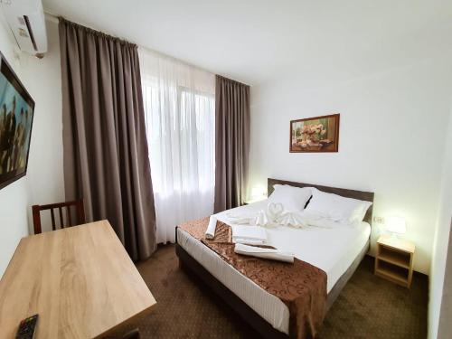 Hotel Decebal Eforie Nord in อีโฟรีนอร์ด Hotel Decebal Eforie Nord in อีโฟรีนอร์ด