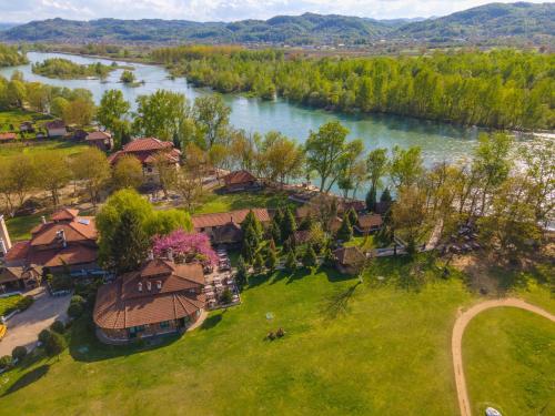 外部景觀, B&B Etno Village Sunčana Reka (B&B Etno Village Suncana Reka) in 巴尼亞哥維利亞查 外部景觀, B&B Etno Village Sunčana Reka (B&B Etno Village Suncana Reka) in 巴尼亞哥維利亞查