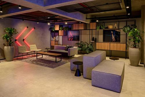 ล็อบบี้, Ibis Budget Balneario Camboriu in บอลเนียริโอ คัมบอรี ล็อบบี้, Ibis Budget Balneario Camboriu in บอลเนียริโอ คัมบอรี