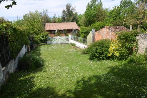 花園, Maison de village spacieuse et confortable in 勒蓋德韋呂爾 花園, Maison de village spacieuse et confortable in 勒蓋德韋呂爾