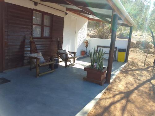 Thys'e Kombuis & Guest Lodge in Garies Thys'e Kombuis & Guest Lodge in Garies