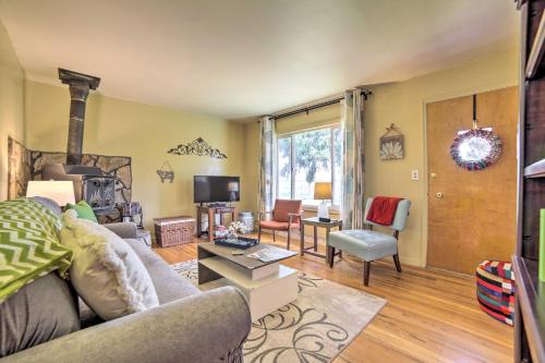 Idaho Falls Farmhouse about 11 Mi to Downtown! in 裡格比 (ID) Idaho Falls Farmhouse about 11 Mi to Downtown! in 裡格比 (ID)