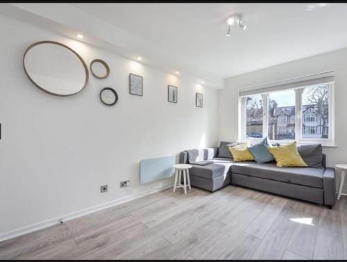 Elegant 1 Bed Flat in Tooting in Wandsworth Elegant 1 Bed Flat in Tooting in Wandsworth