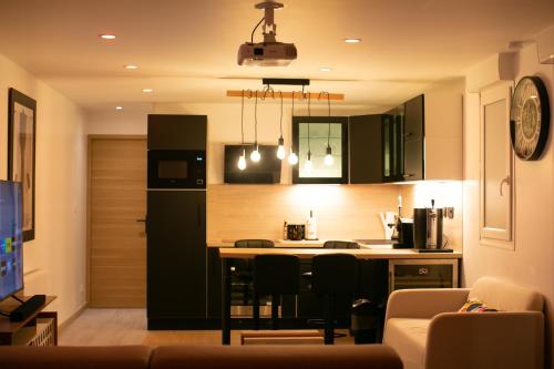 Grand studio 40m2 chaleureux - Jacuzzi in Tremblay-en-France Grand studio 40m2 chaleureux - Jacuzzi in Tremblay-en-France