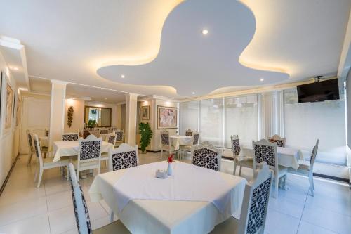 Restaurant, Hotel San Carlos near Hospital Centro Médico Restaurant, Hotel San Carlos near Hospital Centro Médico