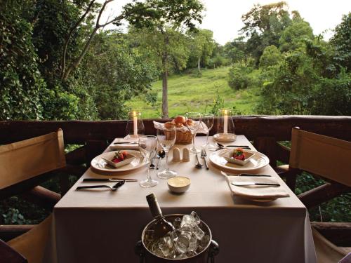 מרפסת, Sarova Mara Game Camp in Narok מרפסת, Sarova Mara Game Camp in Narok