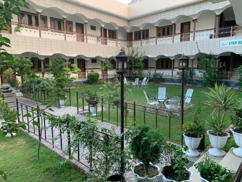 Garden, Park Hotel Gilgit in Gilgit Garden, Park Hotel Gilgit in Gilgit