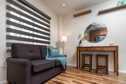 Gated Modern 1 Bdr Condo near Int Airport in Тринсити Gated Modern 1 Bdr Condo near Int Airport in Тринсити