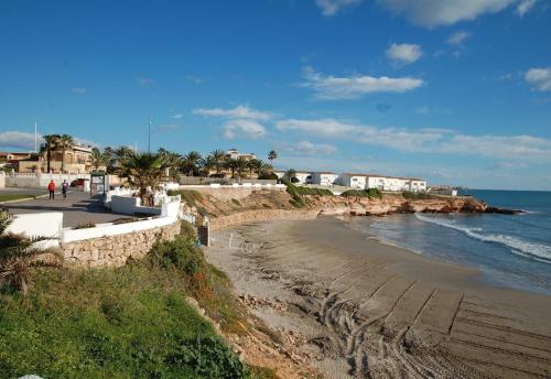 Pemandangan luar, Beautiful House in a quiet area in Castillo de Don Juan Pemandangan luar, Beautiful House in a quiet area in Castillo de Don Juan