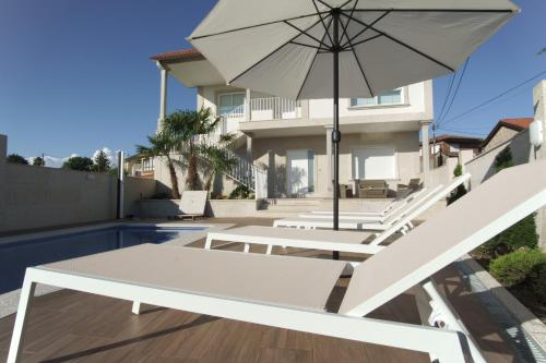 A szálláshely kívülről, GALIHOST - A Casa de Lena - Apartamentos Turísticos (GALIHOST - A Casa de Lena - Apartamentos Turisticos) in Ribadumia A szálláshely kívülről, GALIHOST - A Casa de Lena - Apartamentos Turísticos (GALIHOST - A Casa de Lena - Apartamentos Turisticos) in Ribadumia