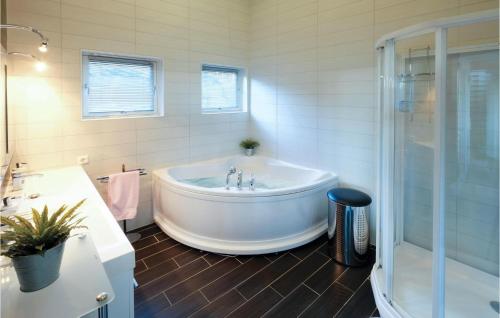 Bathroom, Holiday home Lyngdal Amland Hyttefelt in Lyngdal Bathroom, Holiday home Lyngdal Amland Hyttefelt in Lyngdal
