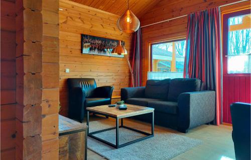 Awesome home in Gramsbergen with WiFi, 2 Bedrooms and Indoor swimming pool in Gramsbergen Kern Awesome home in Gramsbergen with WiFi, 2 Bedrooms and Indoor swimming pool in Gramsbergen Kern