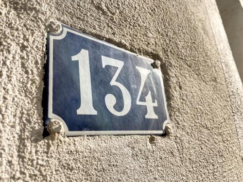 Appartement L'Hirondelle, Maison Authentique Provence in ใจกลางเมืองเปอร์ตุย Appartement L'Hirondelle, Maison Authentique Provence in ใจกลางเมืองเปอร์ตุย