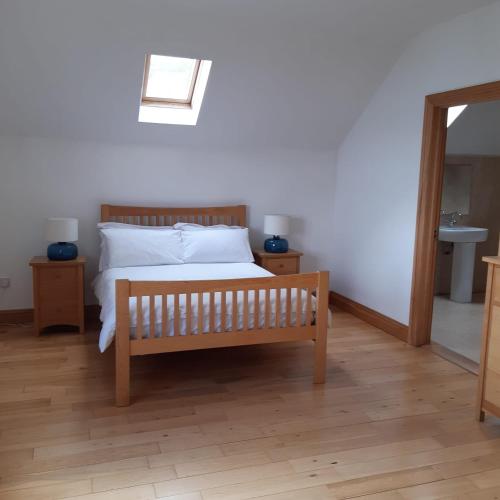 Large Achill Island Holiday Home with panoramic sea views F28 Y576 - 3 Bedrooms Sleeps 8 - situated in Achill Sound Large Achill Island Holiday Home with panoramic sea views F28 Y576 - 3 Bedrooms Sleeps 8 - situated in Achill Sound