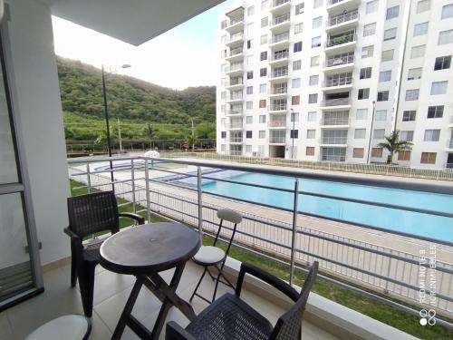 Apartamento Aqualina Orange Segundo Piso Vista a Piscina in 吉拉爾 Apartamento Aqualina Orange Segundo Piso Vista a Piscina in 吉拉爾