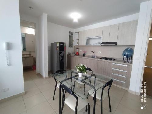 Apartamento Aqualina Orange Segundo Piso Vista a Piscina in 吉拉爾 Apartamento Aqualina Orange Segundo Piso Vista a Piscina in 吉拉爾