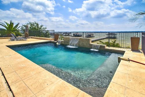 Waterfront Home with Boat Dock on Lake Houston! in Atascocita Waterfront Home with Boat Dock on Lake Houston! in Atascocita