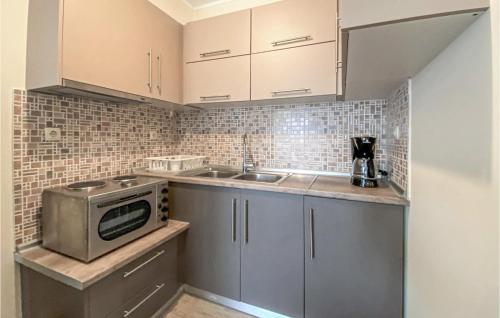주방, Lovely Apartment In Nafpaktos in 스칼로마 (포키스) 주방, Lovely Apartment In Nafpaktos in 스칼로마 (포키스)