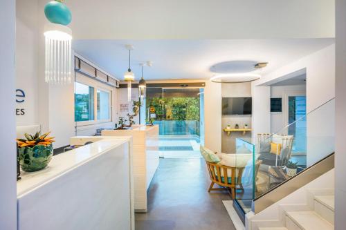 Lobby, Mirablue Luxury Residences in Chalkidiki Lobby, Mirablue Luxury Residences in Chalkidiki