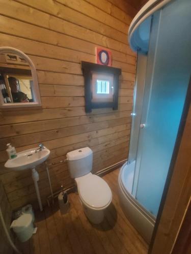 Bathroom, Big Bob in Malden Bathroom, Big Bob in Malden