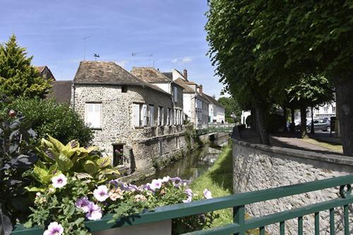 Nearby attraction, chez Karine 2 in Arpajon Nearby attraction, chez Karine 2 in Arpajon