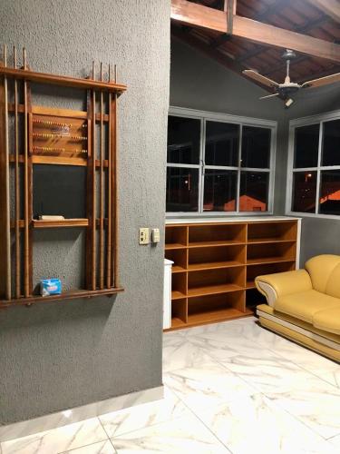 Casa 3/4 com piscina e mesa de sinuca em Caldas Novas in 이타냥가 Casa 3/4 com piscina e mesa de sinuca em Caldas Novas in 이타냥가
