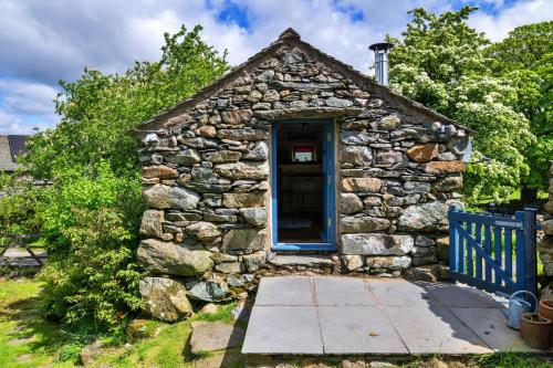 Vchod, Woodend - The Bothy in Ulpha Vchod, Woodend - The Bothy in Ulpha