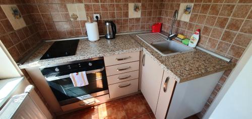 Julija 2 in Gornji Grad Julija 2 in Gornji Grad