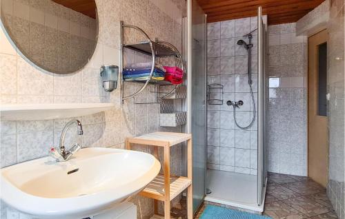 Bathroom, Nice apartment in Herrnhut OT Ruppersdor with WiFi and 1 Bedrooms in Herrnhut Bathroom, Nice apartment in Herrnhut OT Ruppersdor with WiFi and 1 Bedrooms in Herrnhut