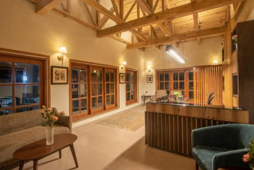 Lobby, Cecil Murree in Murree Lobby, Cecil Murree in Murree