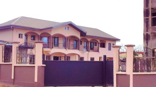 Θέα, residence Bilongo in Γιαουντέ Θέα, residence Bilongo in Γιαουντέ