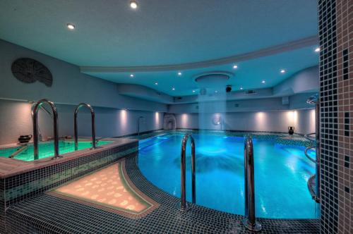 สปา, Hotel Balaton Fonyod in บาลาตันเลลเล สปา, Hotel Balaton Fonyod in บาลาตันเลลเล