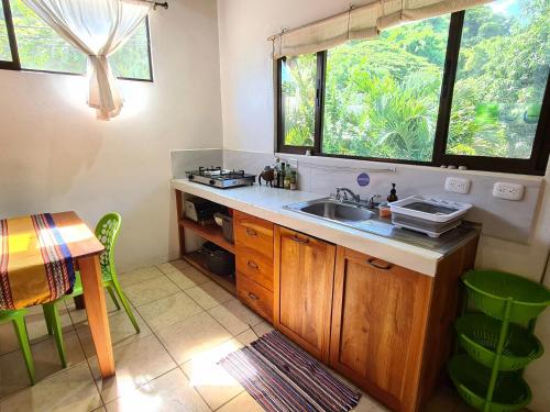 Kitchen, Trebolmar Apartments for remote work in Santa Teresa Kitchen, Trebolmar Apartments for remote work in Santa Teresa