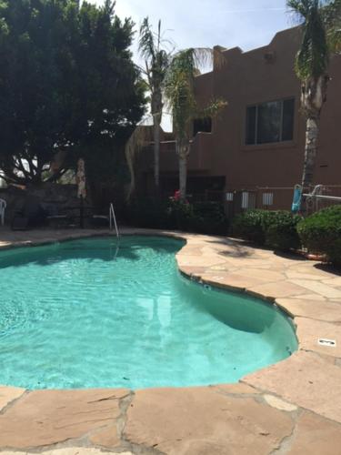 Swimming pool, 3 En Suite Bedrooms!! Spacious 2-story townhome with pool and spa + 2-car garage in Cachet at Las Sendas Swimming pool, 3 En Suite Bedrooms!! Spacious 2-story townhome with pool and spa + 2-car garage in Cachet at Las Sendas