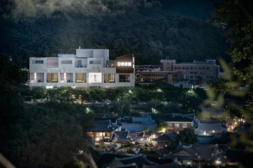 Omgivelser, Daon Hotel (전주다온호텔) in Jeonju-si Omgivelser, Daon Hotel (전주다온호텔) in Jeonju-si