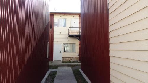 Είσοδος, Alarken in Ushuaia Είσοδος, Alarken in Ushuaia