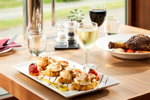 Food and beverages, Clan Macduff Hotel in Fort William Food and beverages, Clan Macduff Hotel in Fort William