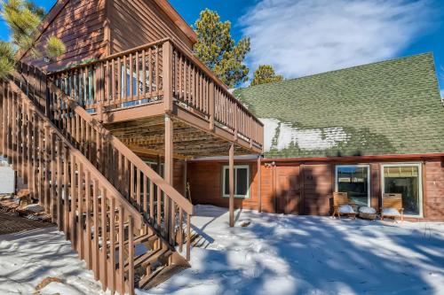 Owl Chalet - Explore Black Hawk & Nederland in Nederland (CO) Owl Chalet - Explore Black Hawk & Nederland in Nederland (CO)
