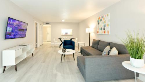 Designer River View Apartments near History Fort Lauderdale Designer River View Apartments near History Fort Lauderdale