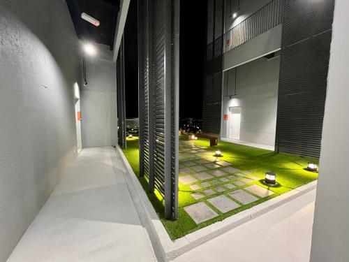 Balcony/terrace, EkoCheras Residences by White Forest Suites in Cheras Balcony/terrace, EkoCheras Residences by White Forest Suites in Cheras